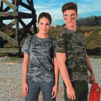 T-shirt  typed "Soldier"